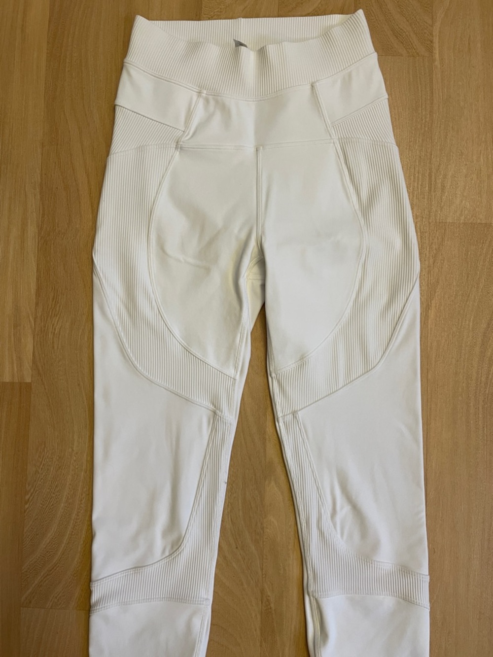 Lululemon New Ambition Super High-Rise Tight Size 4 - Picture 7 of 11